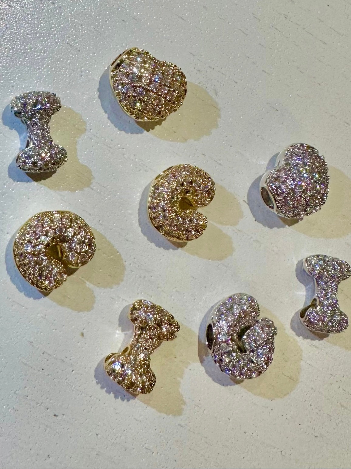 Lettera extra Infinty