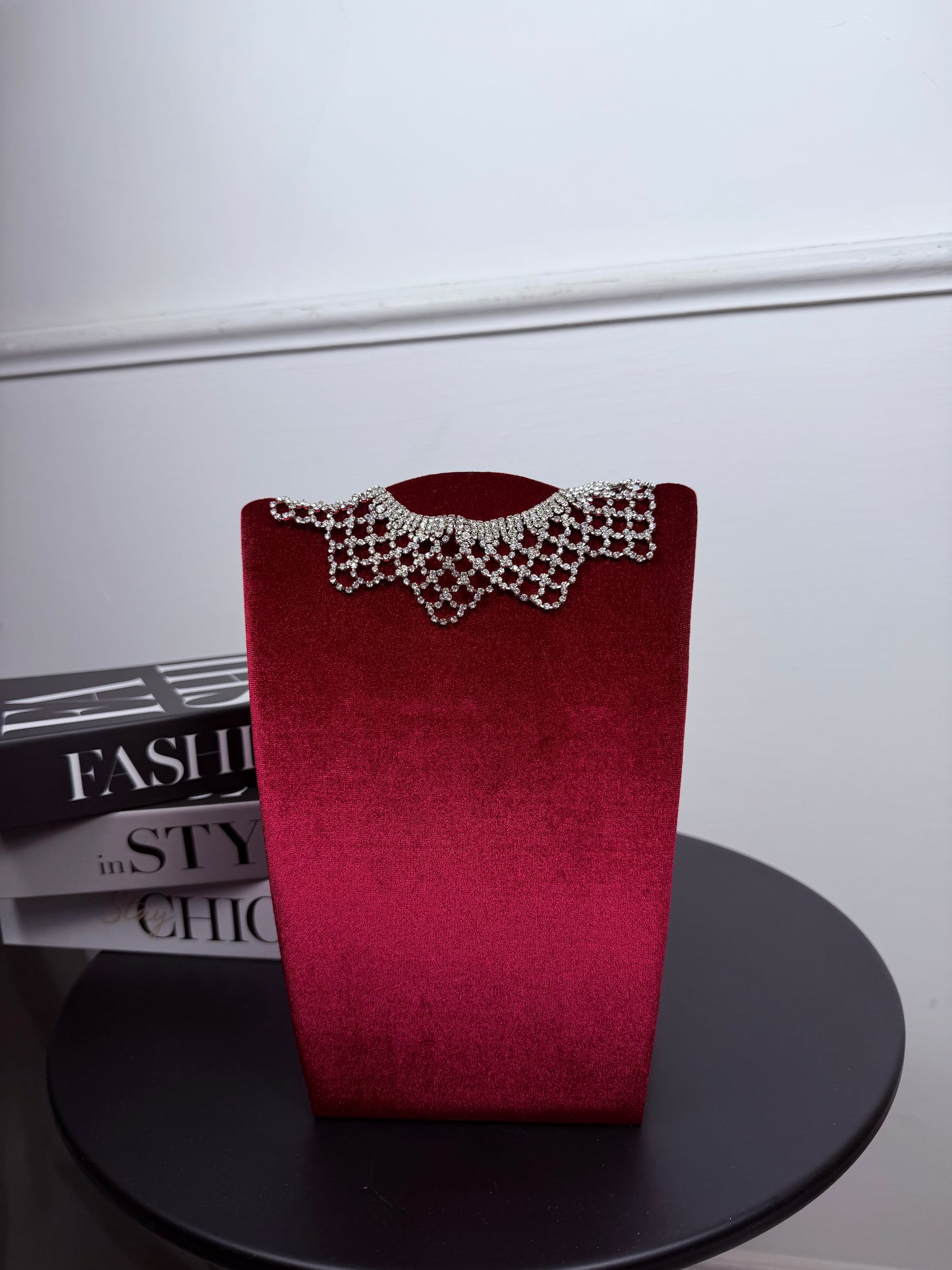 CHOKER Luminist