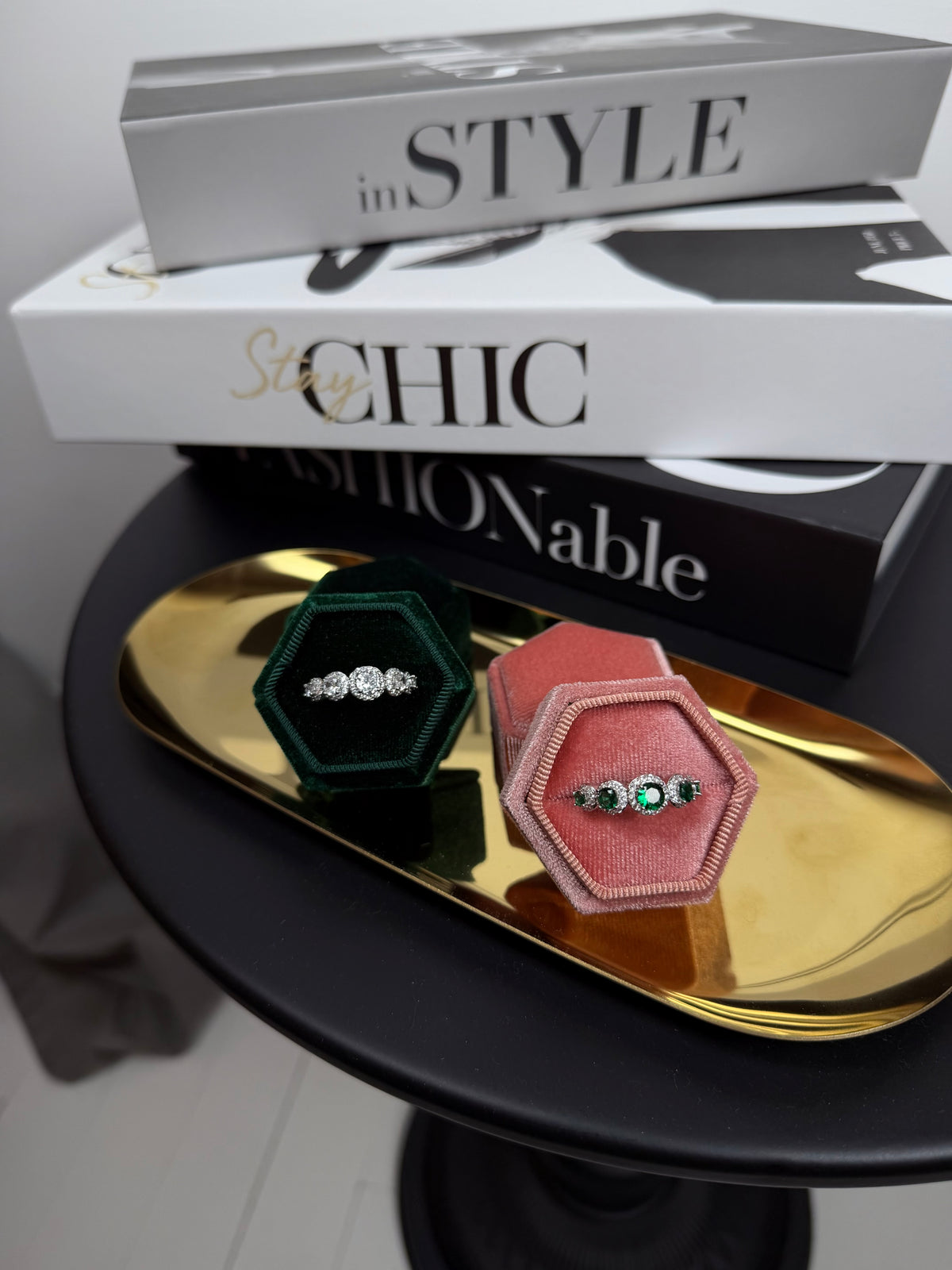 Anello fascia brillanti