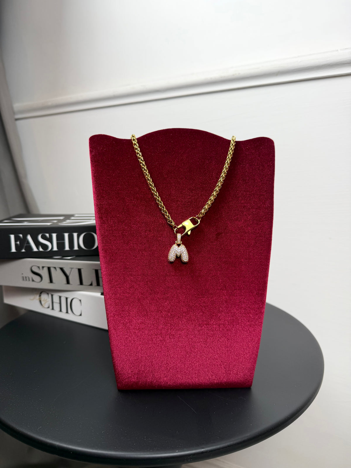 Collana rixos con lettera