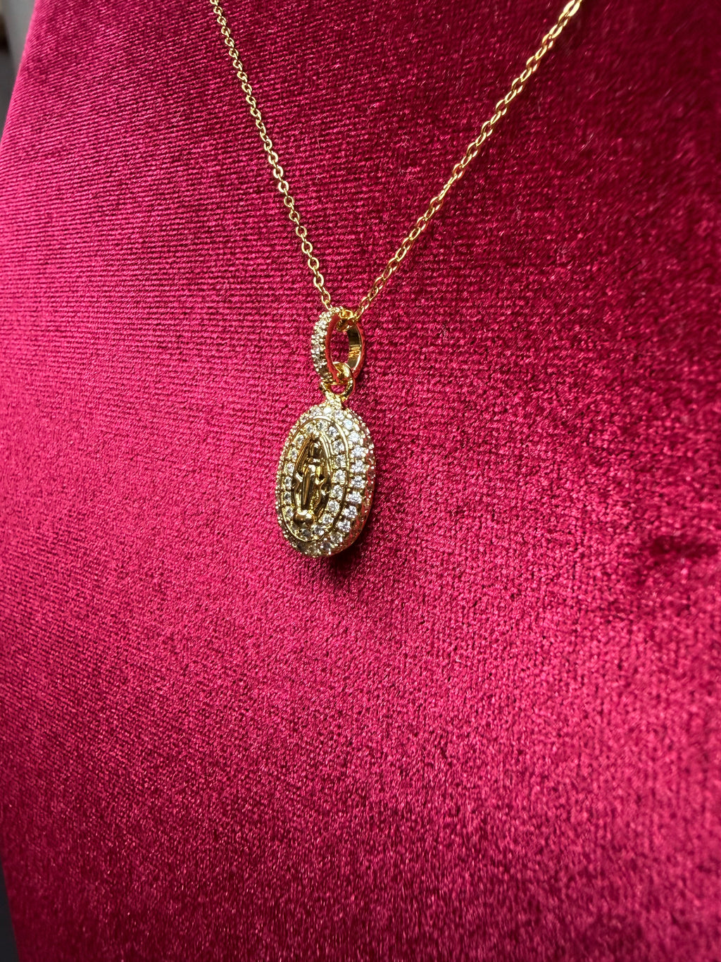 Collana nove