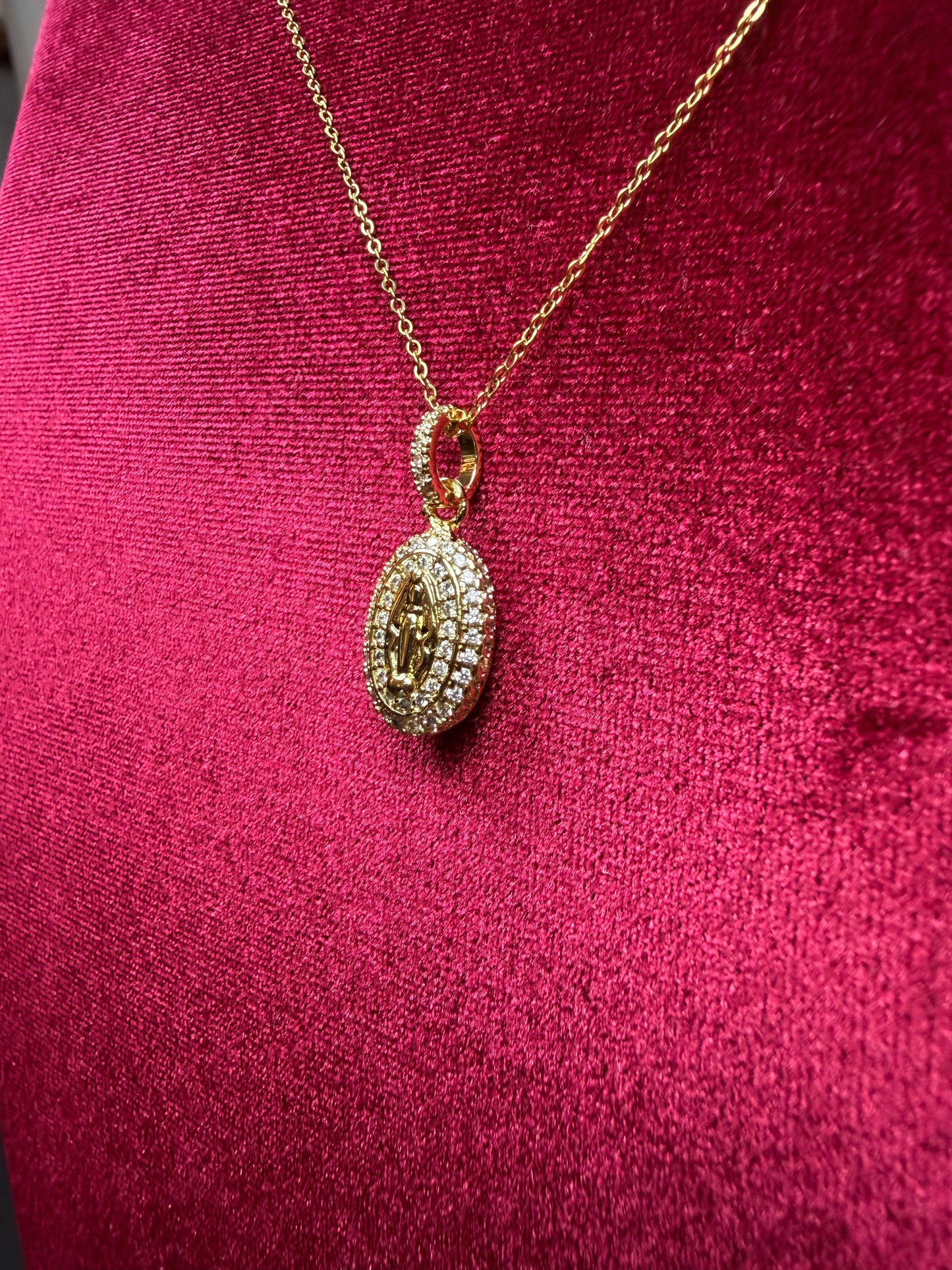 Collana nove