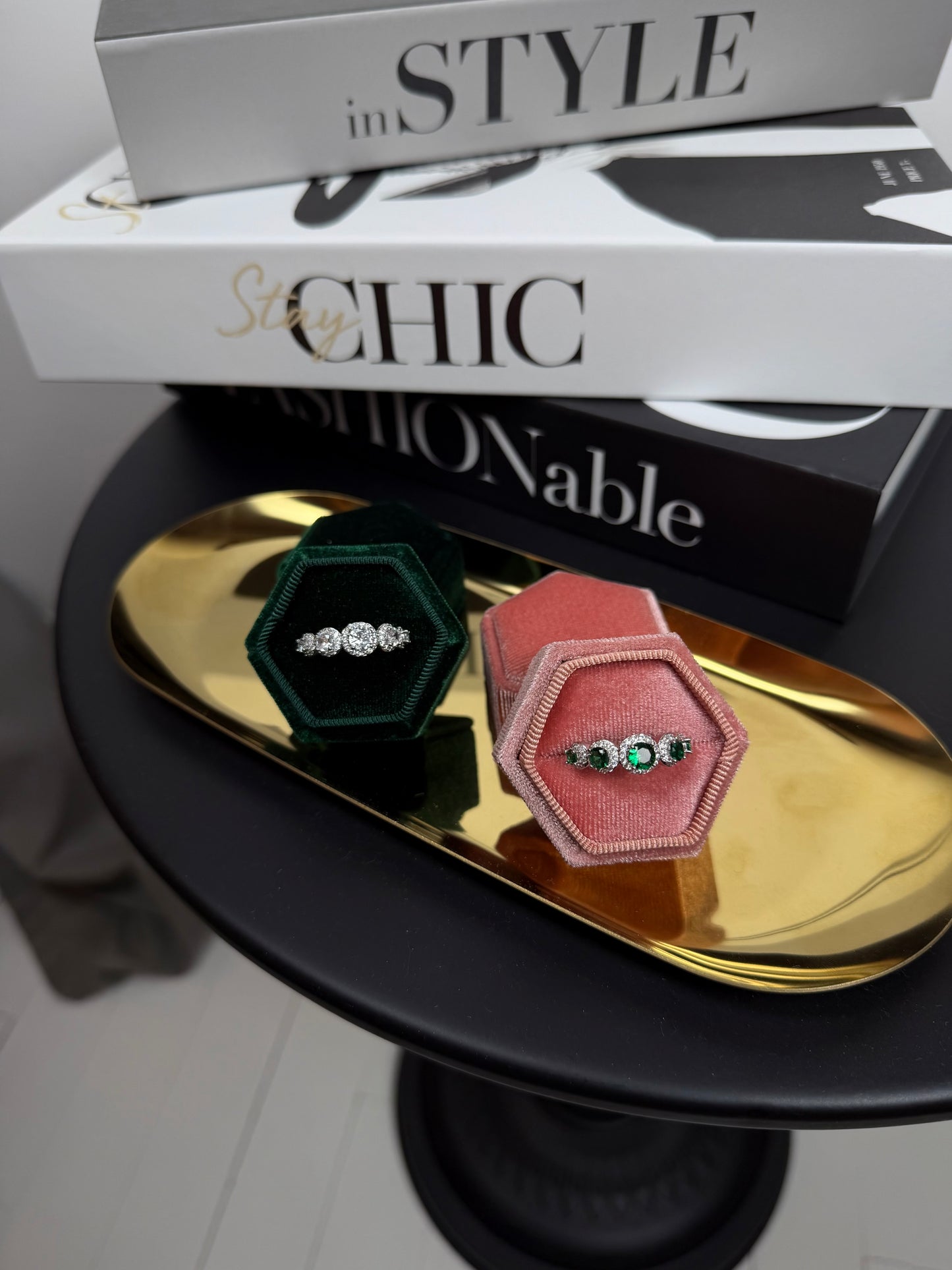 Anello fascia brillanti
