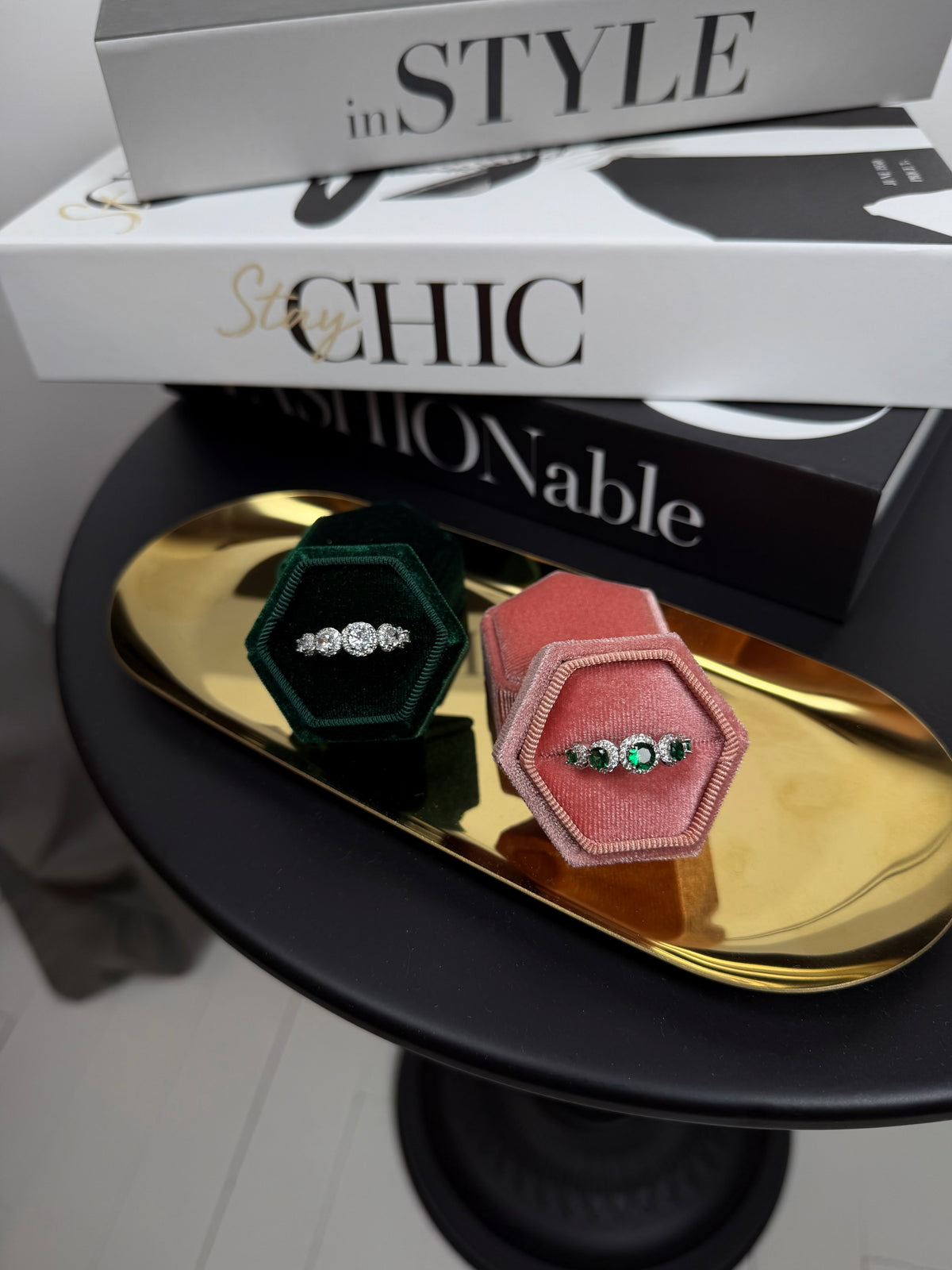 Anello fascia brillanti