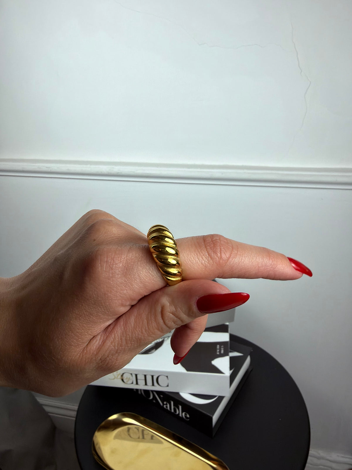 Anello Savona gold martellato