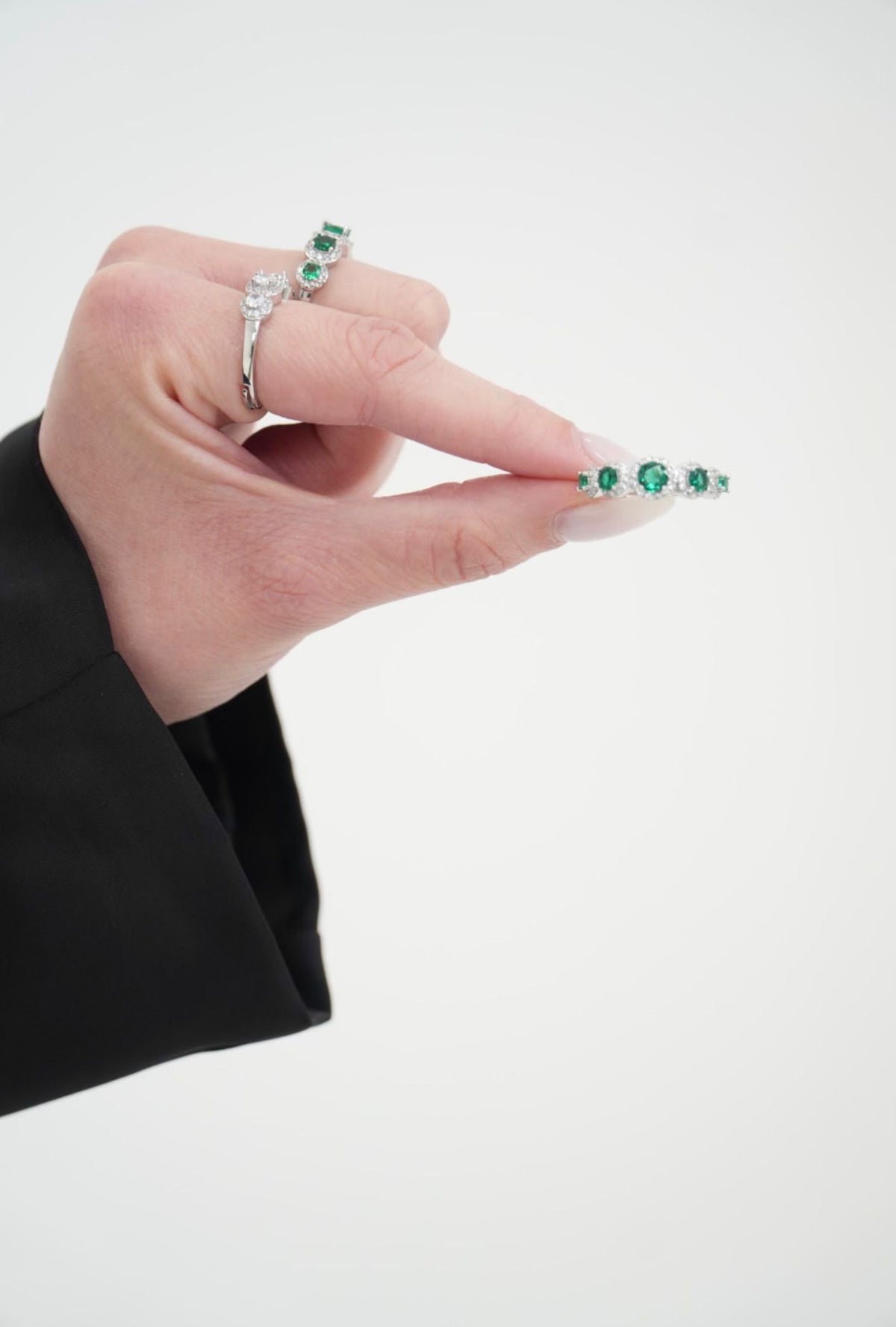 Anello fascia brillanti